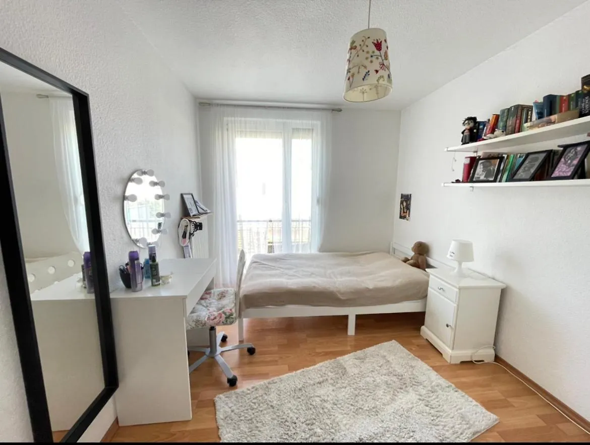 Nice House, 5 Rooms, Garden, Free Parking, Smarttv Hannover 0*,  Tyskland